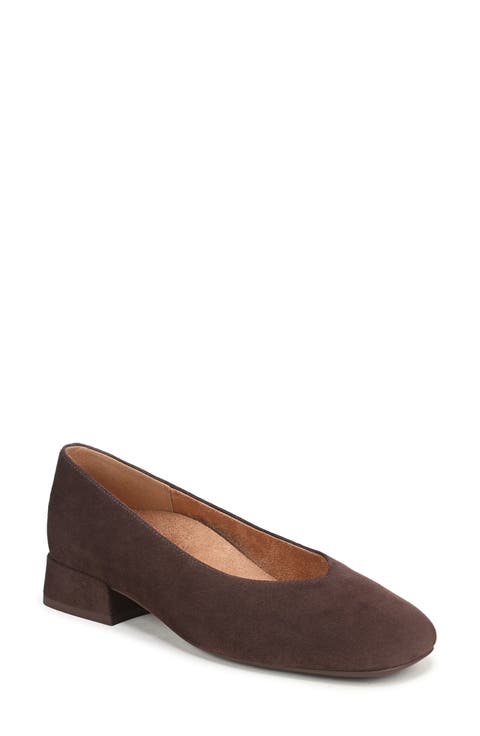 Petra Leather Pump
