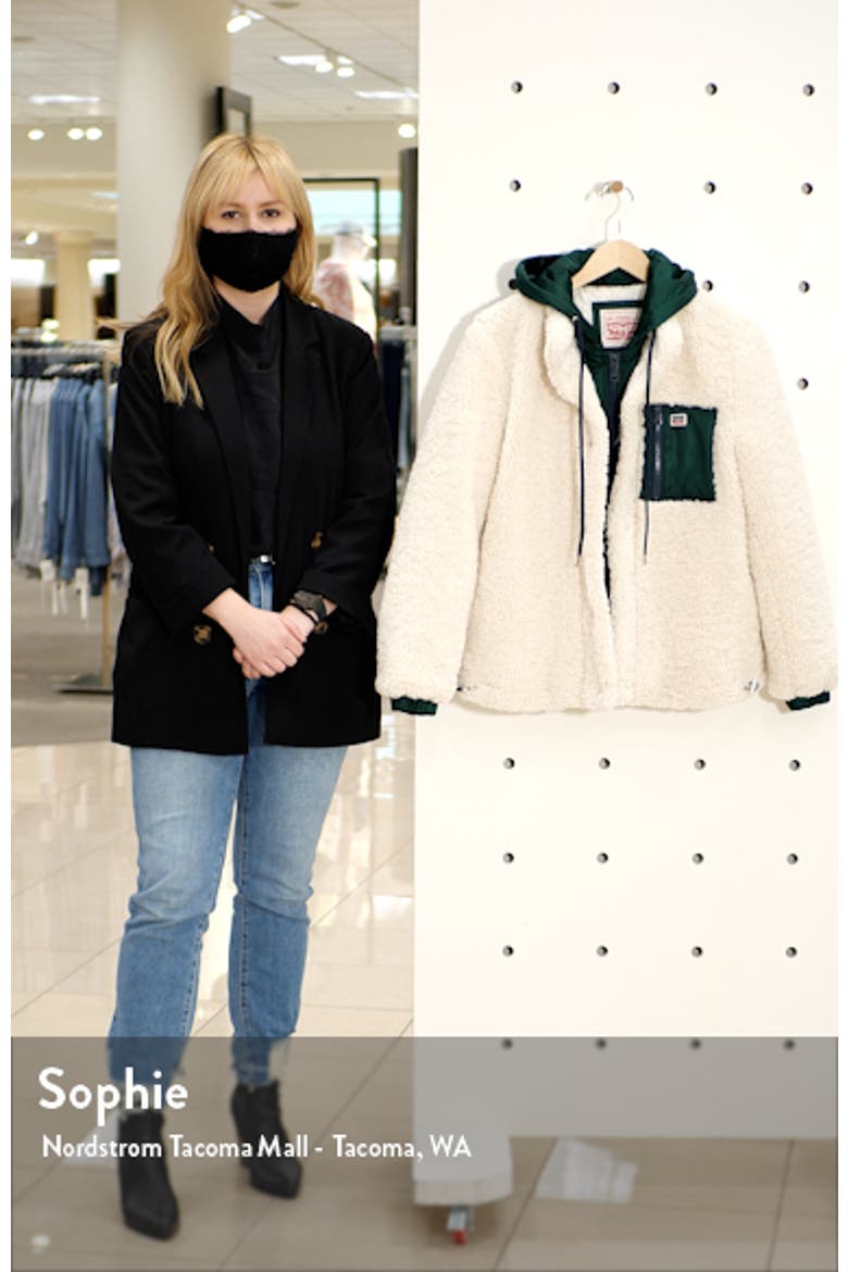 Levi's® High Pile Fleece Hooded Zip Jacket video