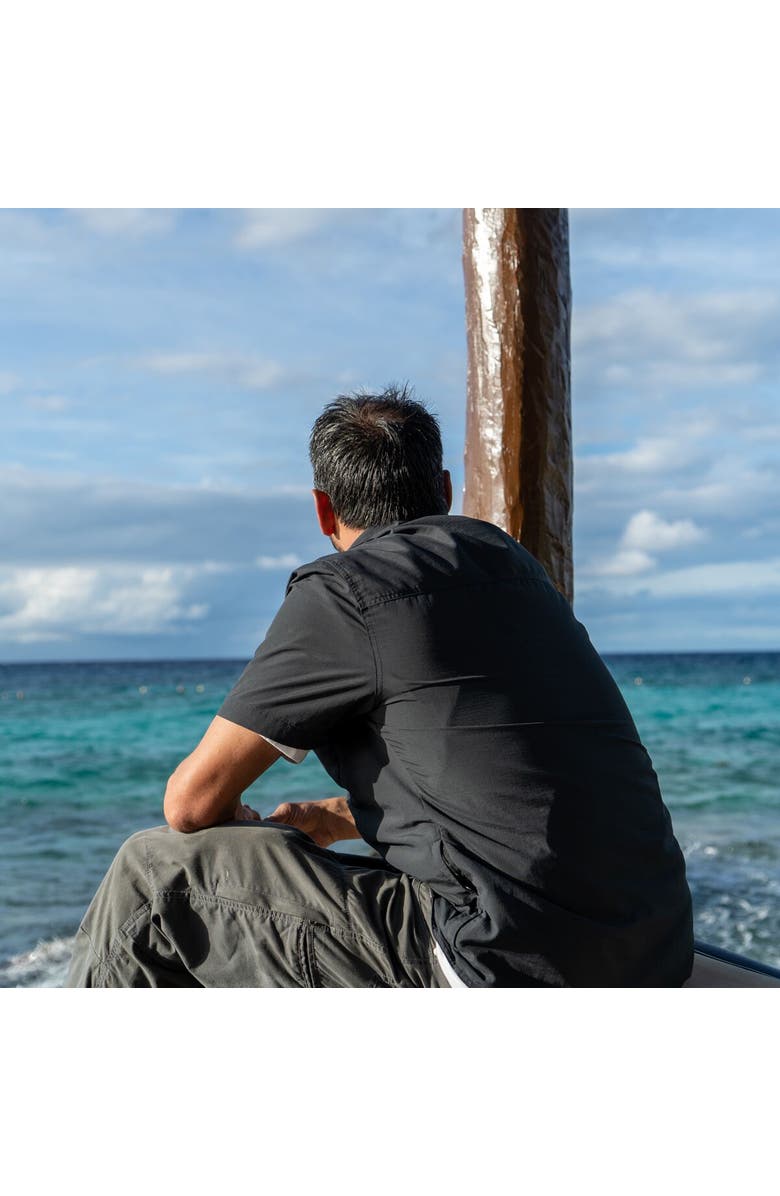 Coalatree Switchback Short-Sleeve Shirt, Alternate, color, Black