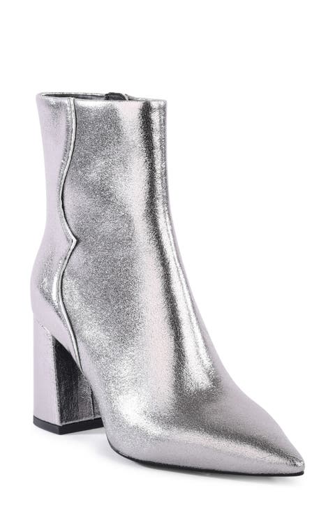 Broken Promises Pointed Toe Boot (Women)