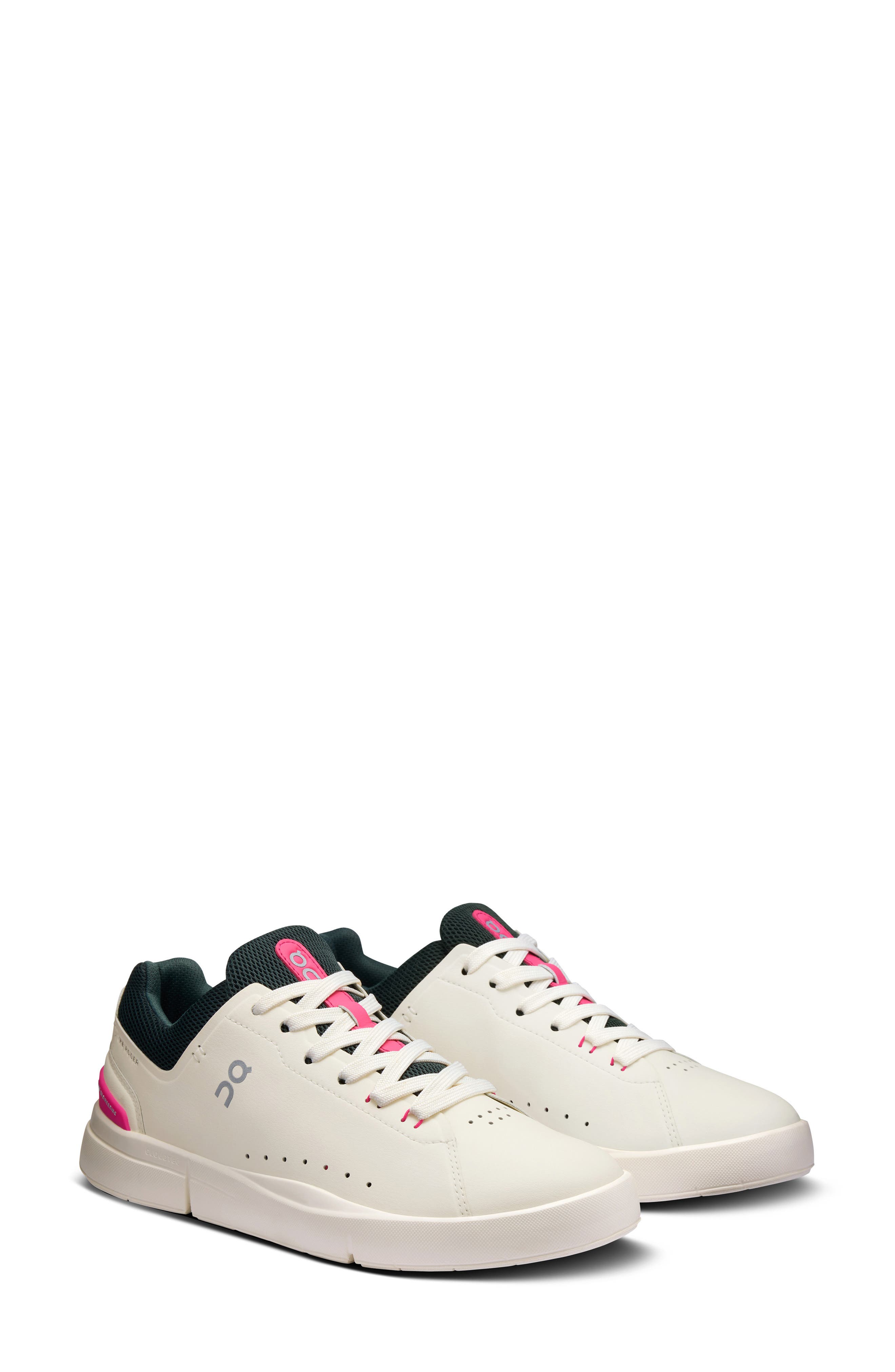 On THE ROGER Advantage Tennis Sneaker, Main, color, White/ Heron