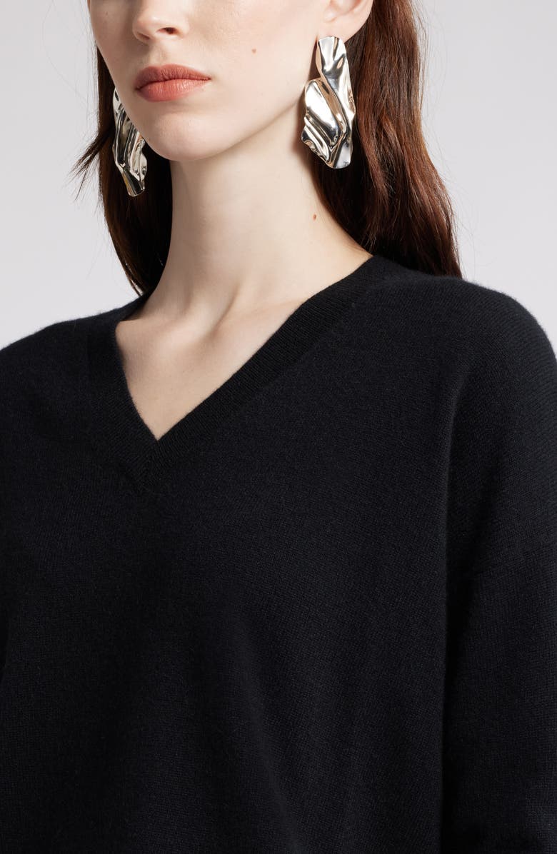 Nordstrom V-Neck Cashmere Sweater, Alternate, color, Black Rock