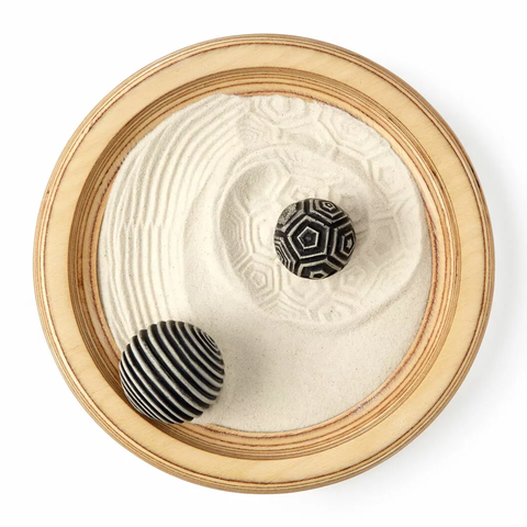 Meditative Sand Wonderscape by Olander Earthworks