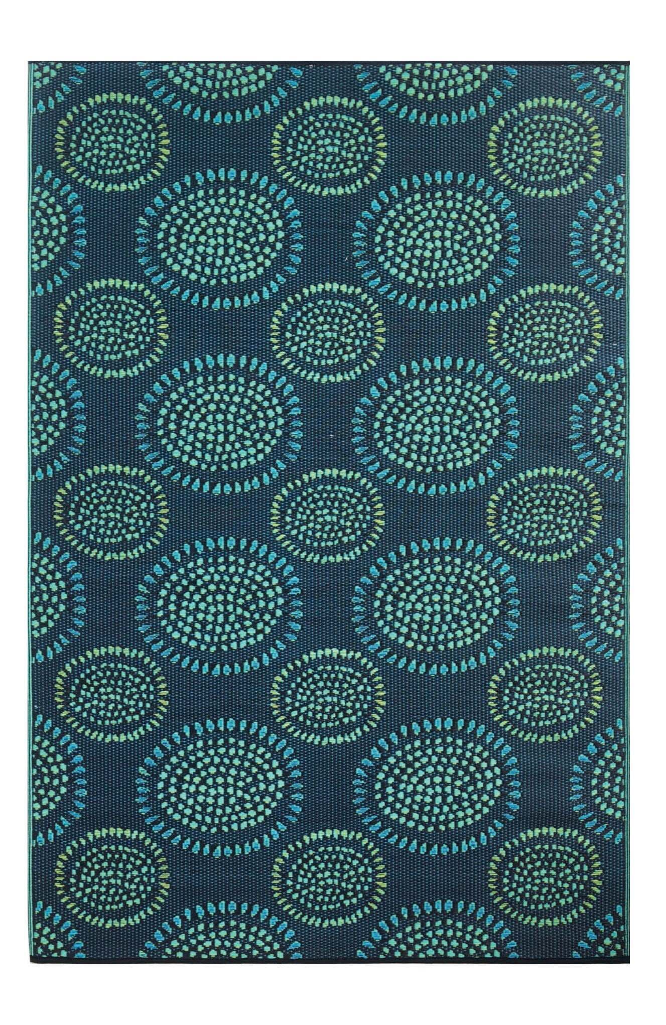 selected black and aqua