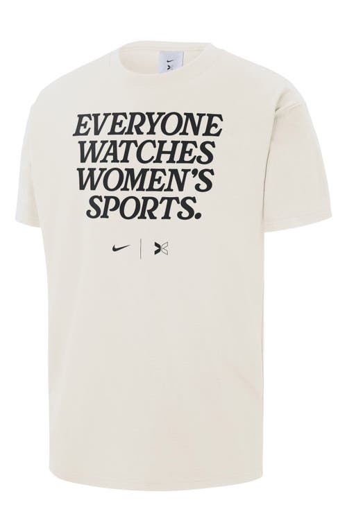 Nike Sports™ Graphic T-shirt In Sail