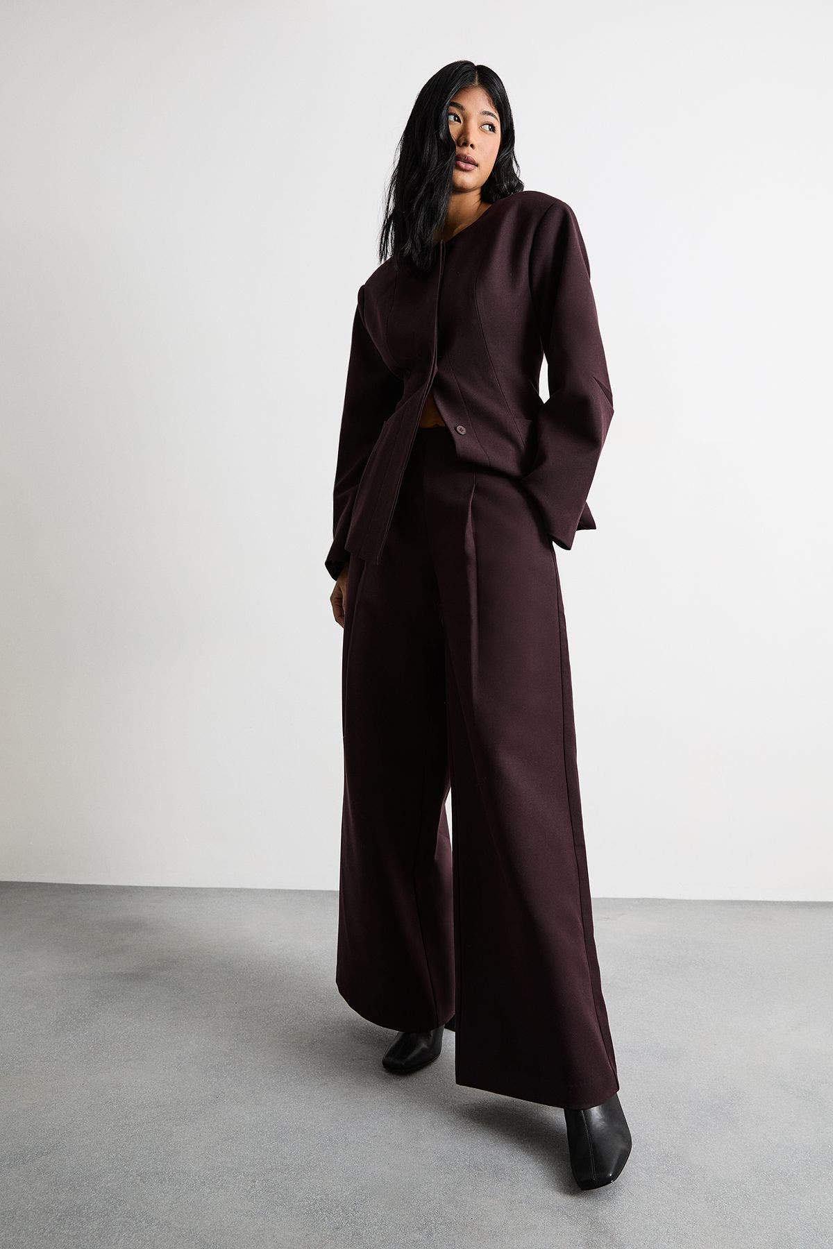 Premium Wide Leg Tailored Trousers - image 4