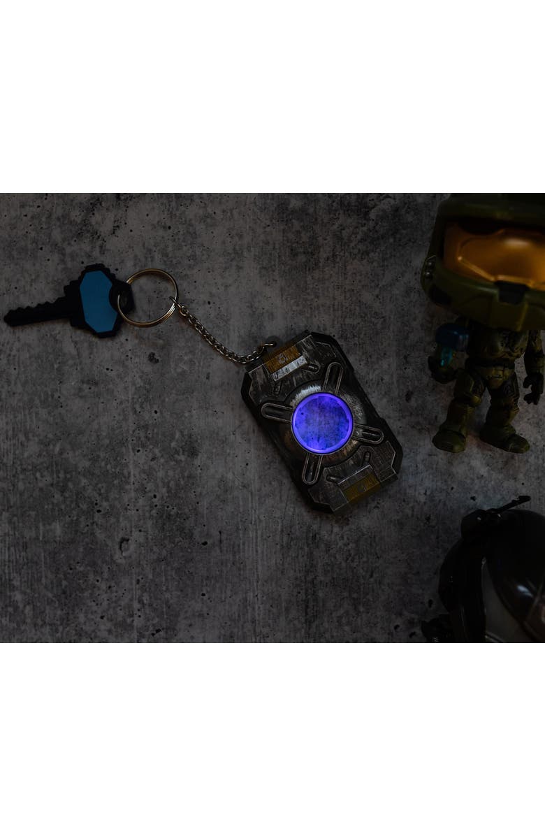 Toynk HALO Light-Up Cortana Chip Replica Pendant Keychain, Alternate, color, Blue