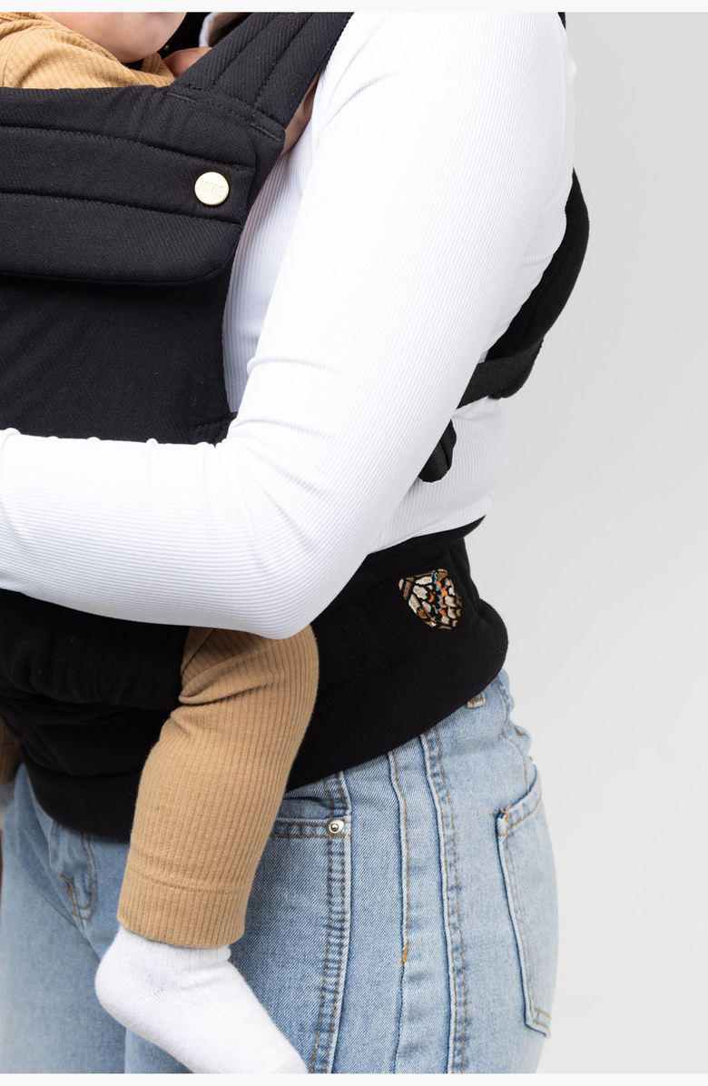 Mabē The Monarch Carrier, Alternate, color, Ebony