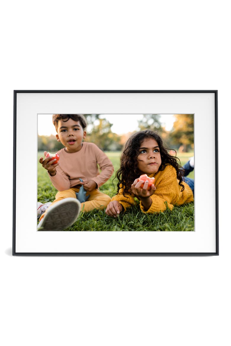 Walden 15-Inch Digital Photo Frame, Main, color, INK WITH TEXTURED MAT