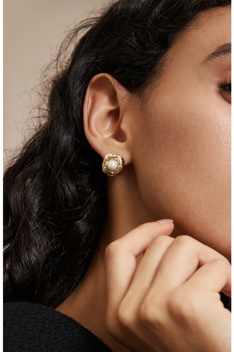 Canary Ear Stud, Alternate, color, Gold & White