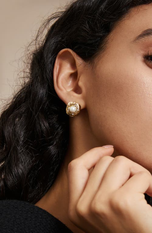 Rc Retro Chic Canary Ear Stud In Gold