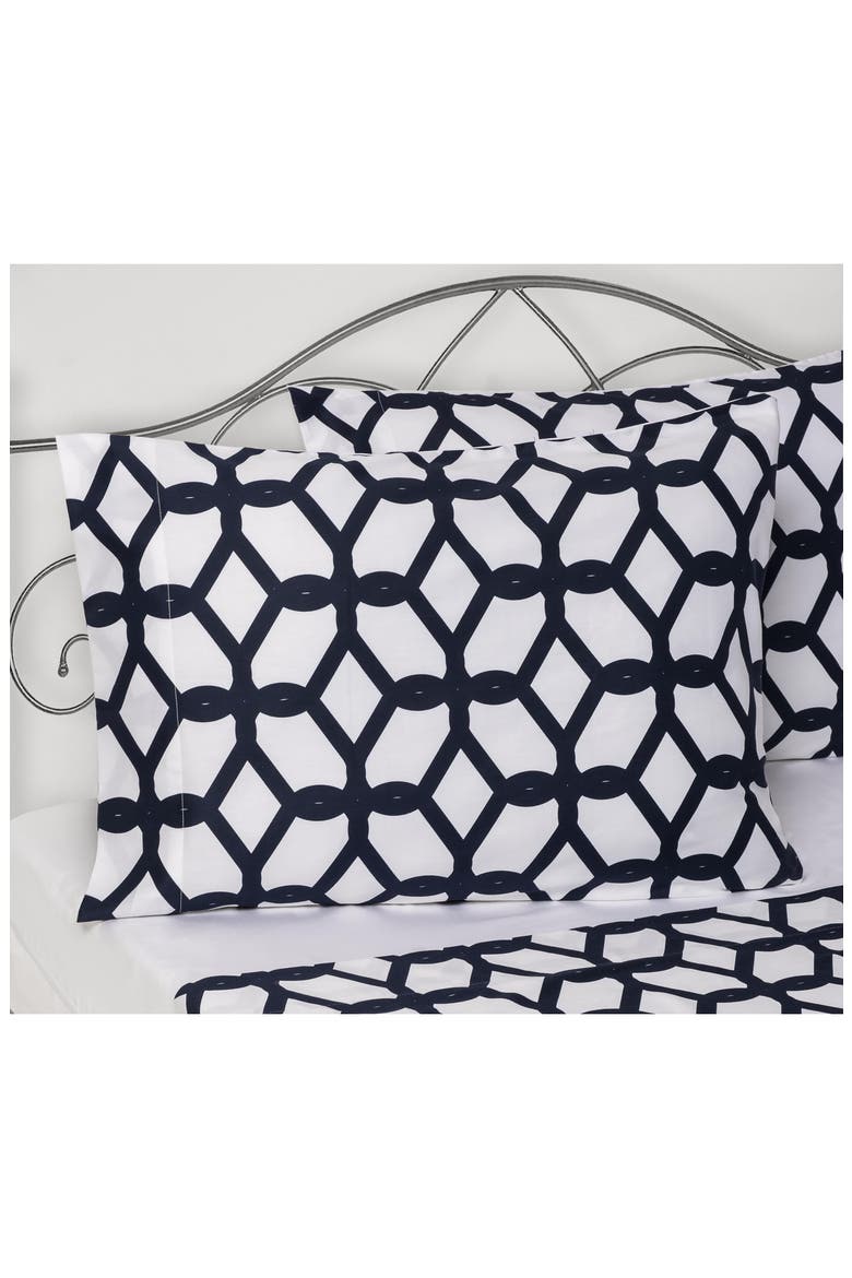 Set of Two Chain Print Pillowcases, Alternate, color, NAVY