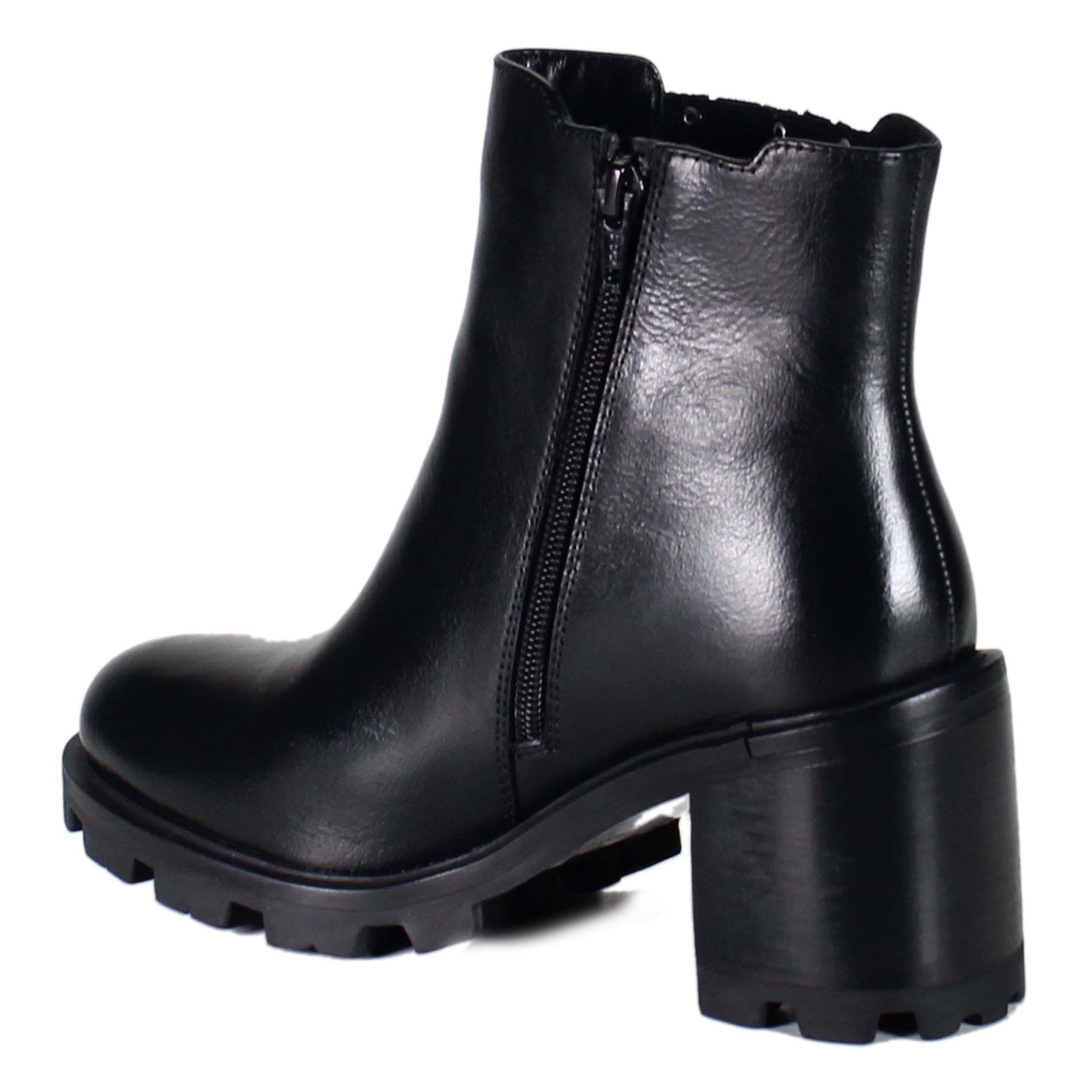 Diba True SPICE BERRY Lug Sole Chelsea Boot, Alternate, color, Black