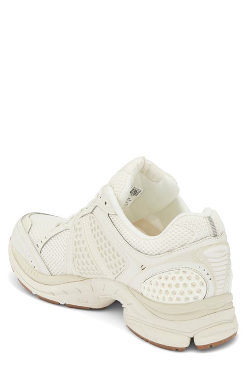 Saucony Progrid Triumph 4 Sneaker In White