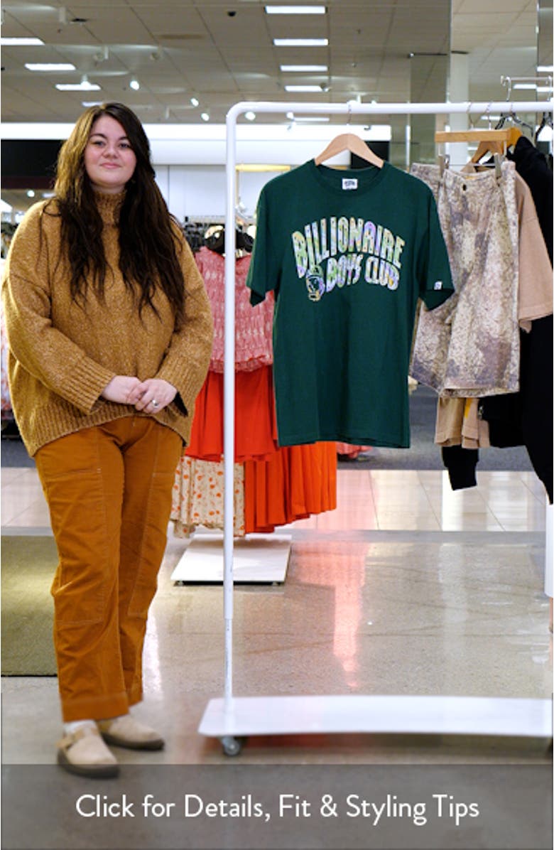 Arch Logo Graphic Cotton T-Shirt, sales video thumbnail