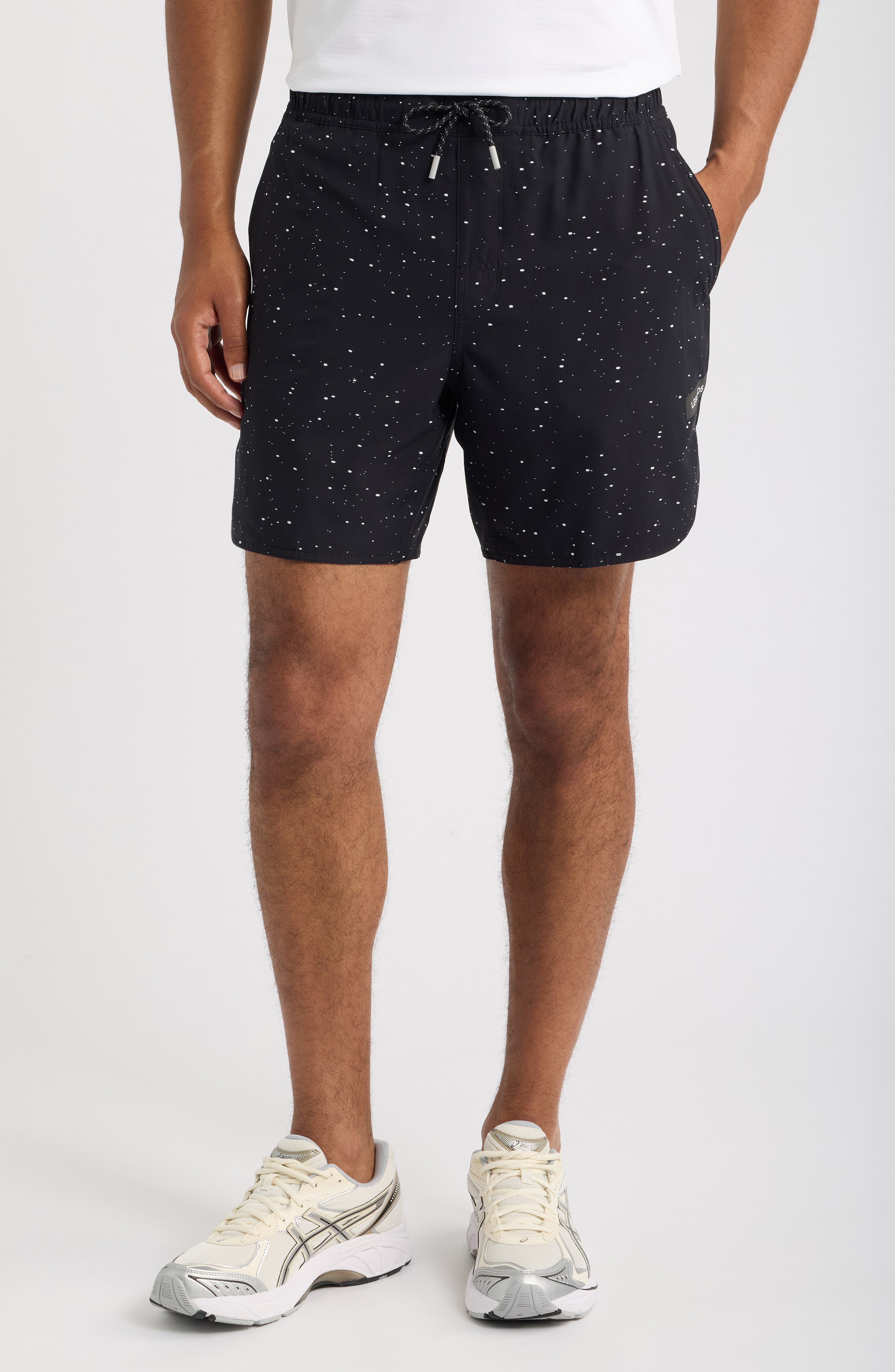 BLACK-WHITE SPLATTER