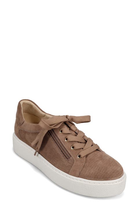 Yohana Sneaker