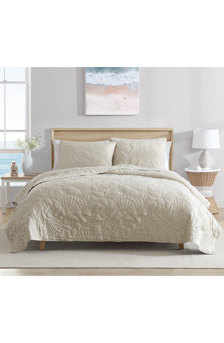 BEATRICE HOME FASHIONS Caribbean Joe Solid Outlined Shell Quilt Set, Alternate, color,