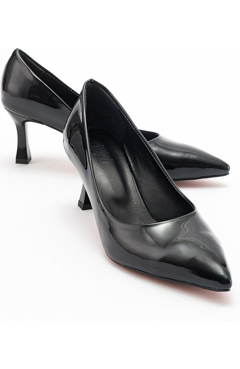 Prologue Shoes Pedra Pointed Toe Pump, Main, color, Black Patent