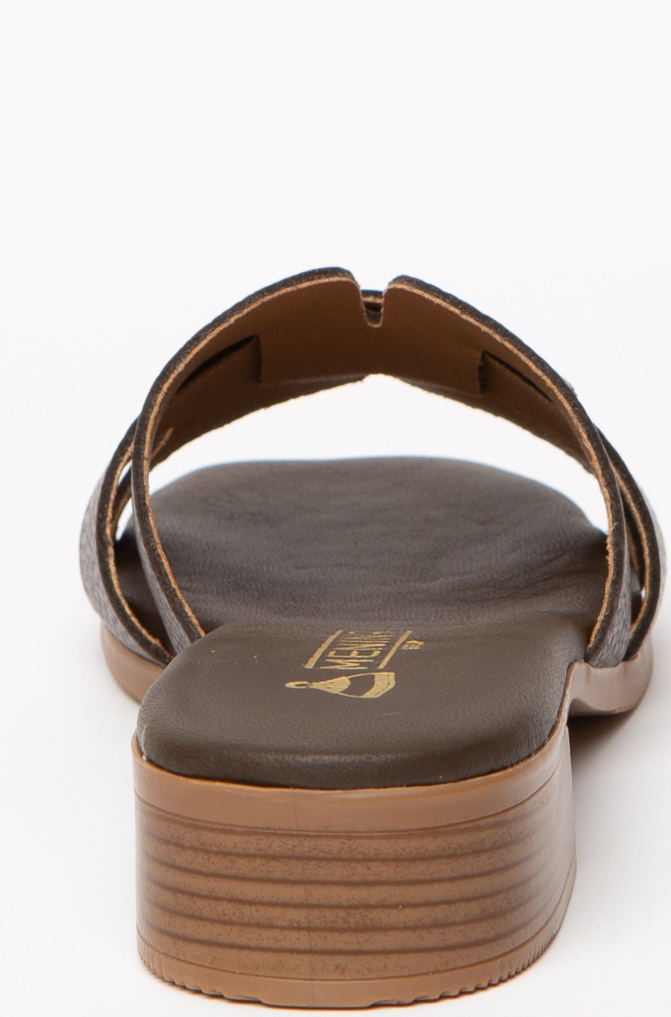 Menina Step Lucila Flat Sandal, Alternate, color, Chocolate