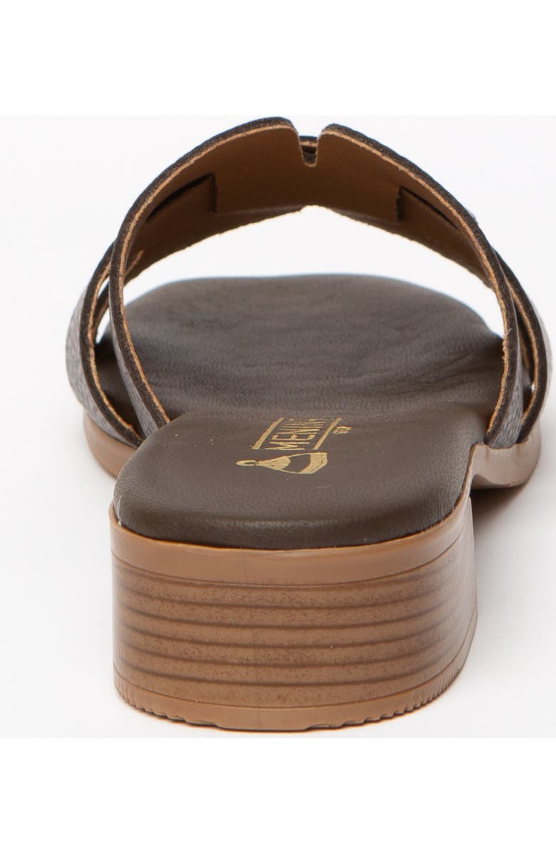 Menina Step Lucila Flat Sandal, Alternate, color, Chocolate