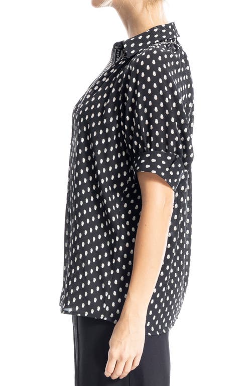Max Studio Short Sleeve Crepe Blouse In Black/ecru Shadow Dots