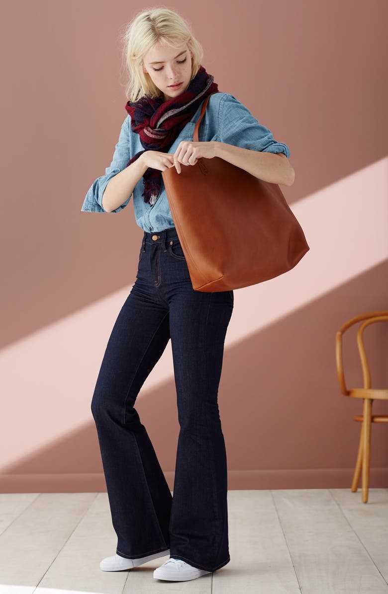 Madewell 'Flea Market' Flare Jeans, Alternate, color, 