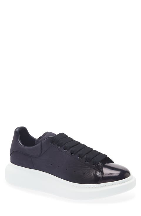 Low Top Sneaker