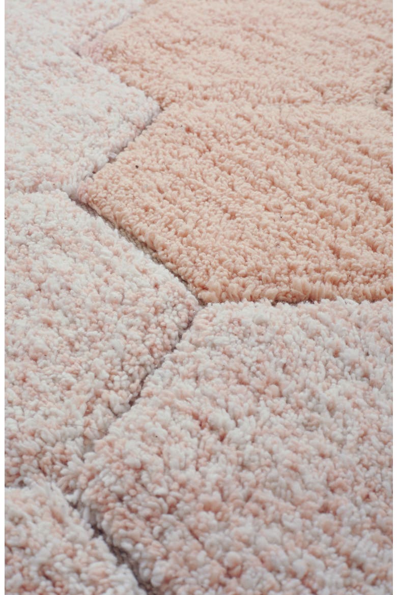 Honeycomb Washable Cotton Blend Round Rug, Alternate, color, ROSE