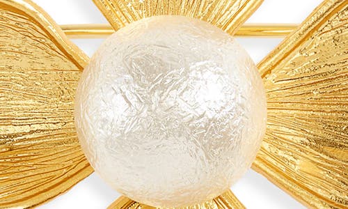 Kenneth Jay Lane Faux Pearl Flower Pin In Gold