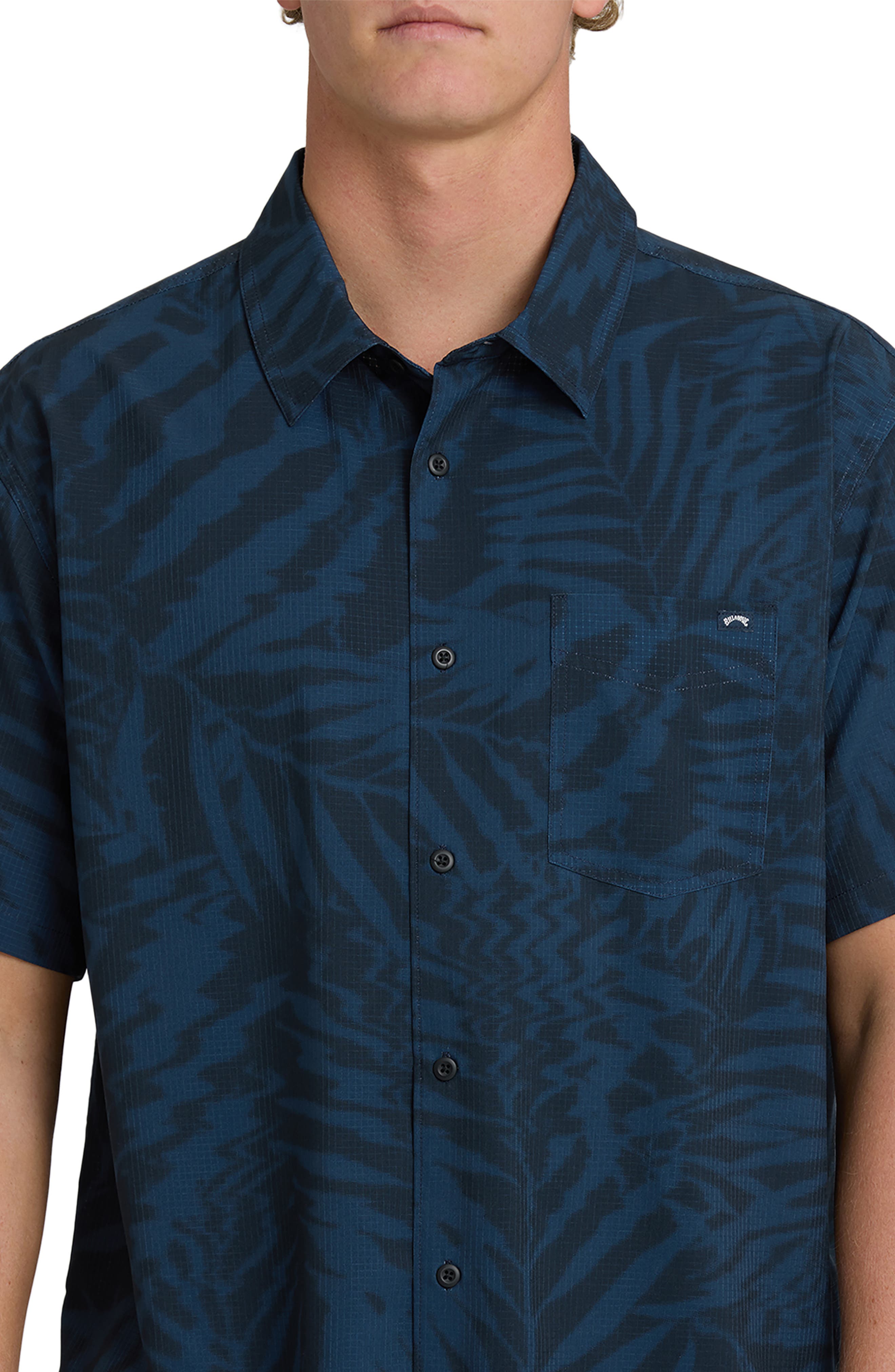Surftrek Print Short Sleeve Button-Up Shirt - image 4