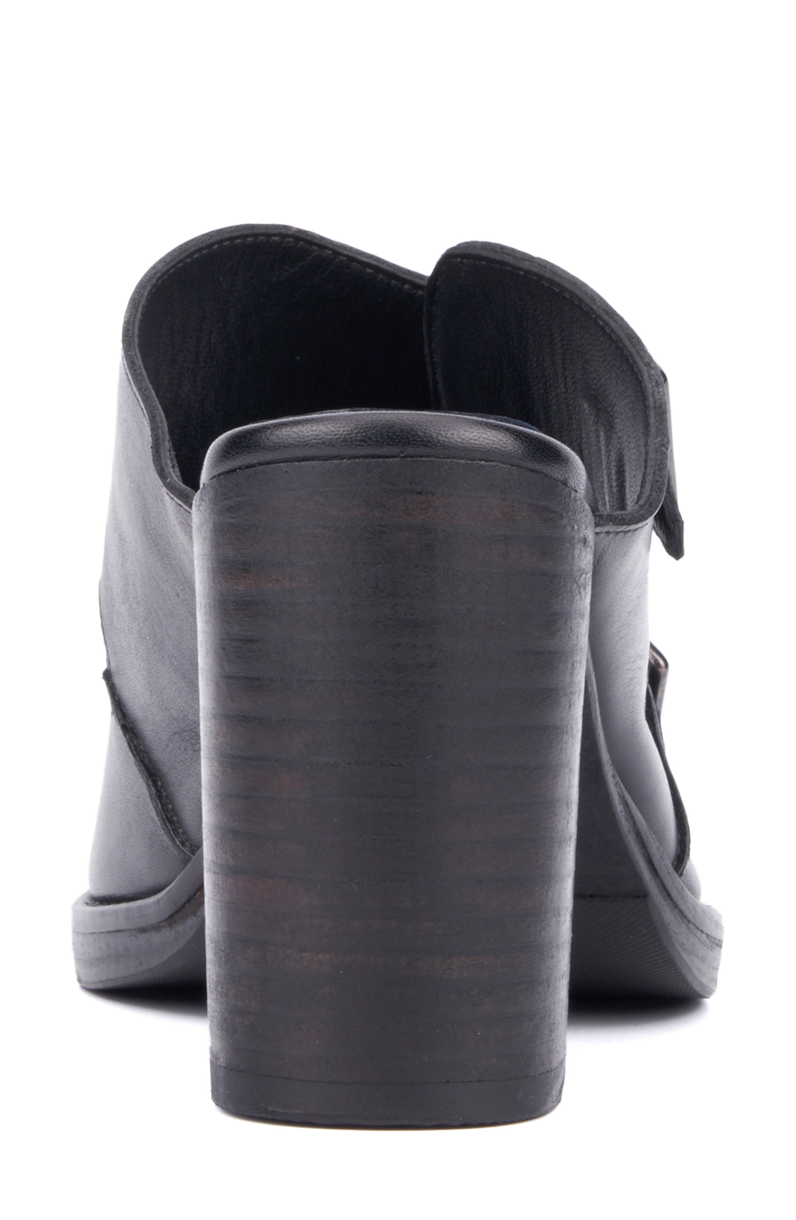 VINTAGE FOUNDRY Lidia Buckle Sandal, Alternate, color, Black