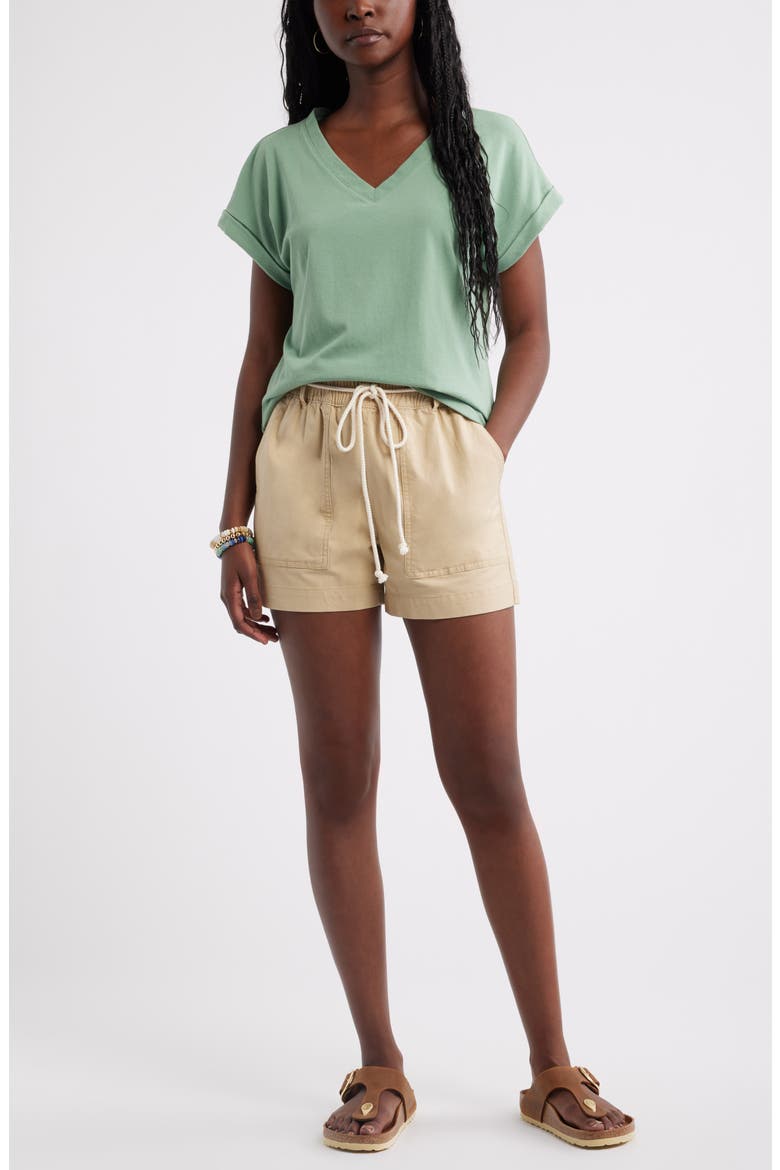 Roll Cuff V-Neck T-Shirt, Alternate, color, GREEN HEDGE