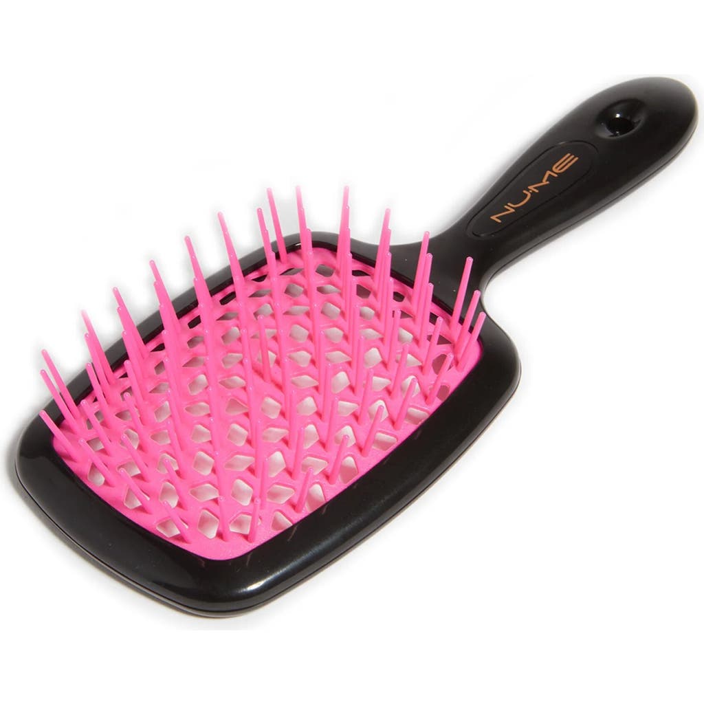 Nume Hair Massage Brush In Pink