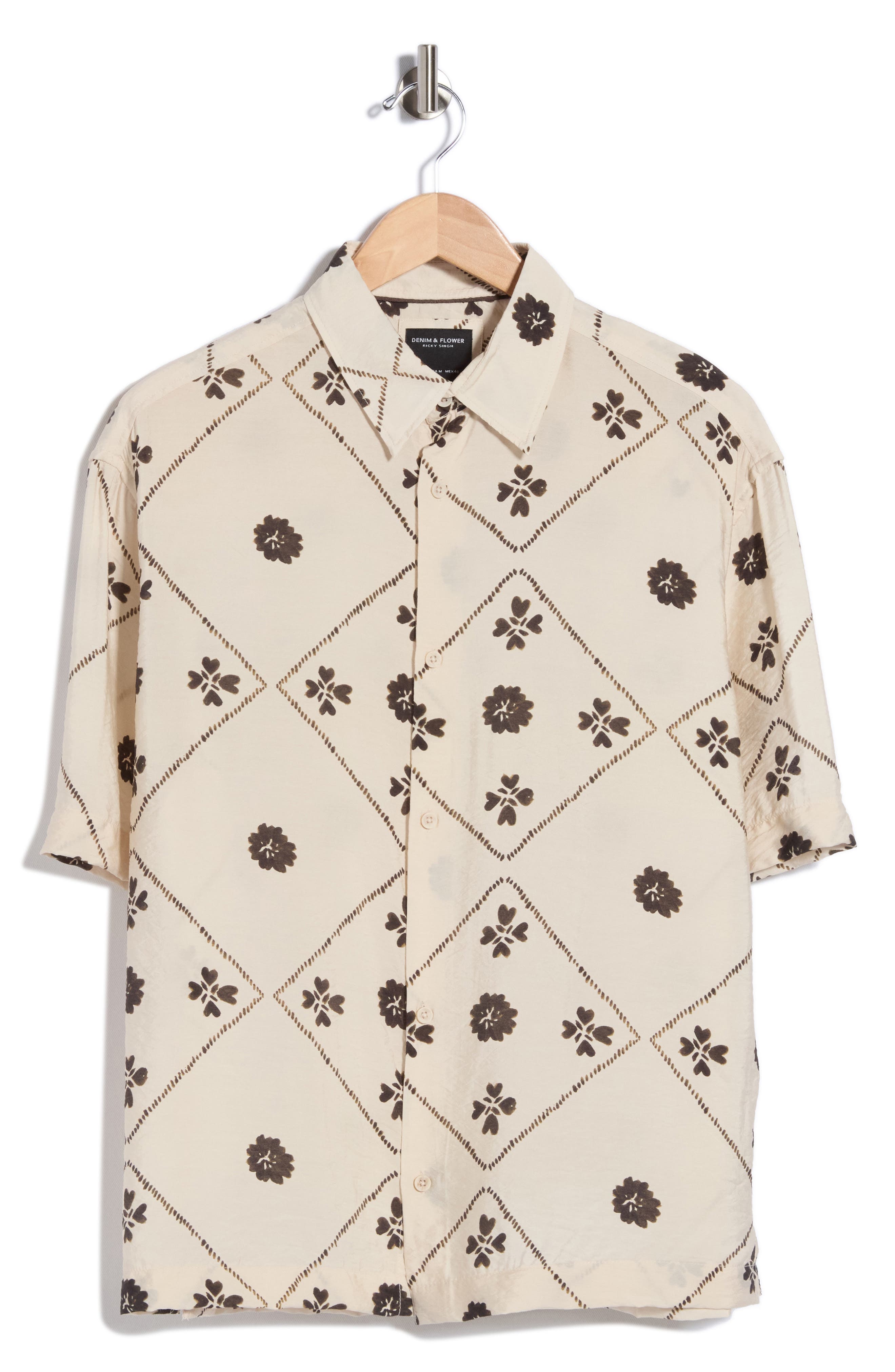 DENIM AND FLOWER Floral Textured Short Sleeve Button-Up Shirt