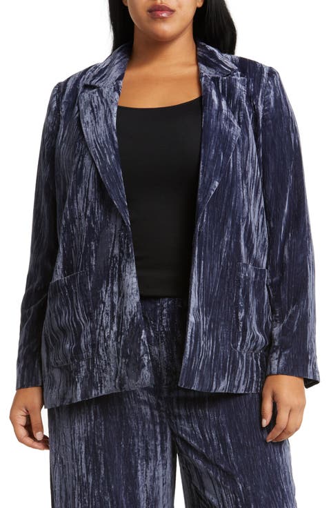 Relaxed Fit Textured Velvet Blazer (Plus)