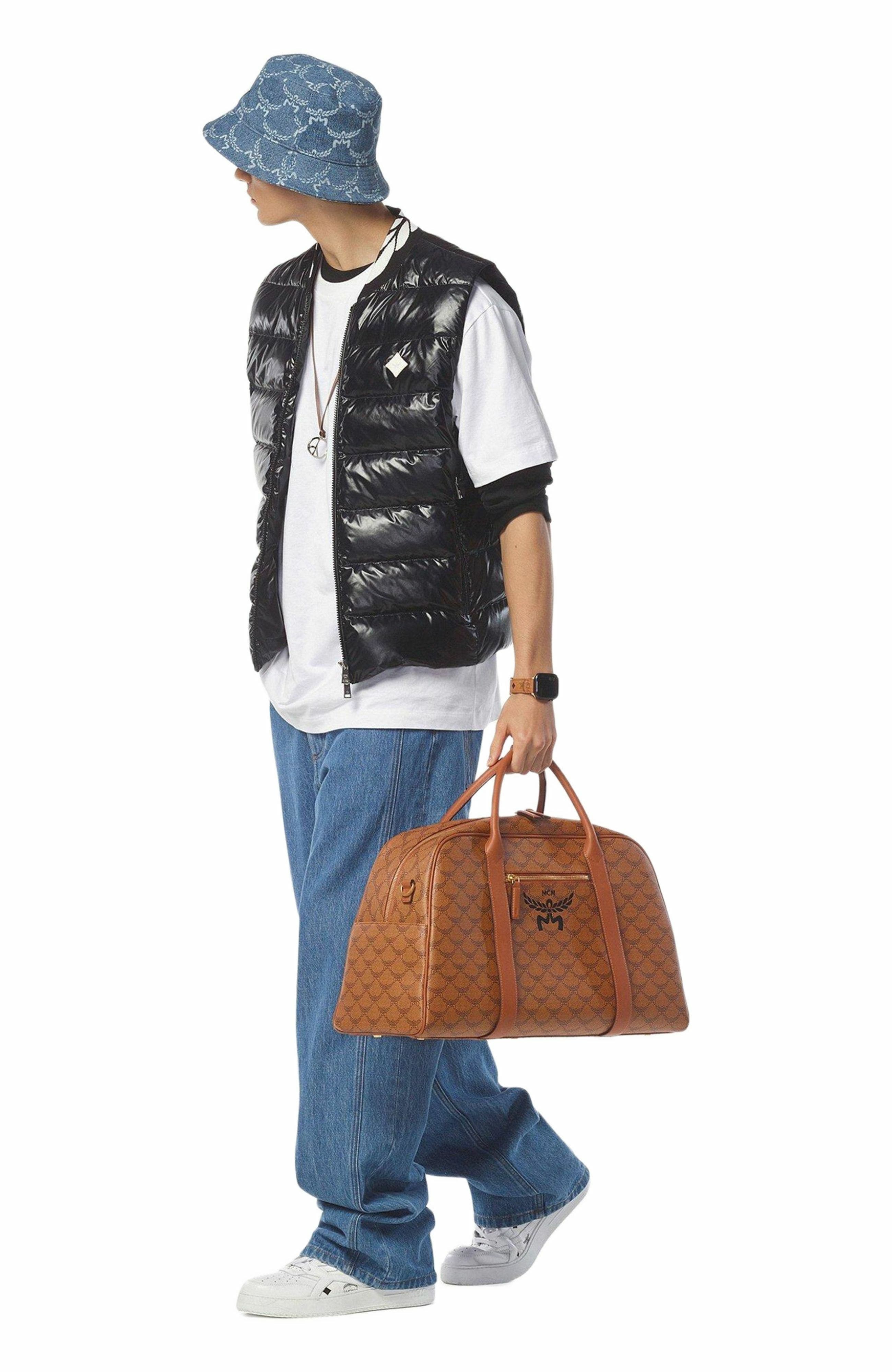 Ottomar Sports Bag in Lauretos, Alternate, color, Cognac