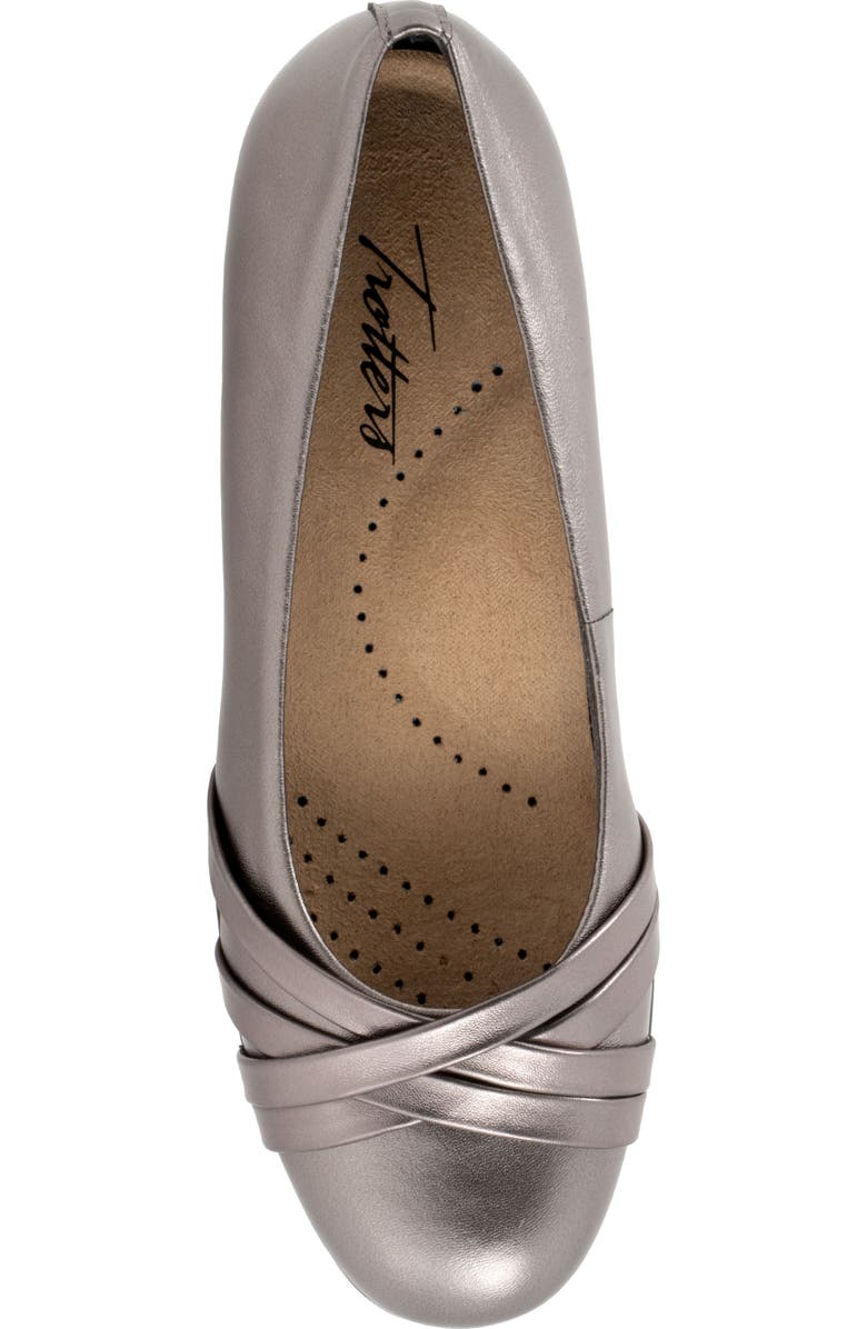 Trotters Daphne Flat, Alternate, color, Pewter