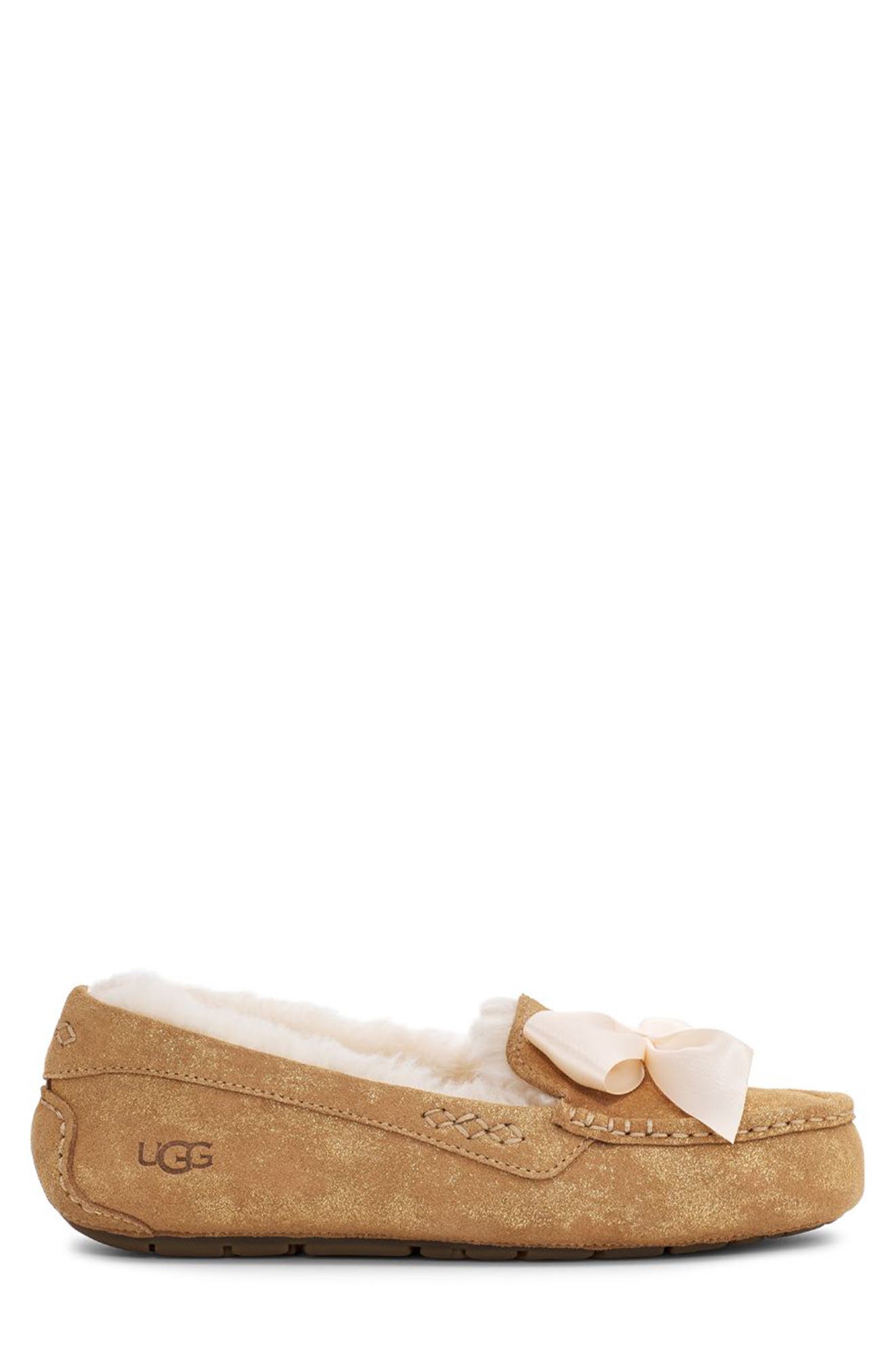 UGG Ansley Bow Glimmer Faux Fur Lined Slipper, Alternate, color, CHESTNUT
