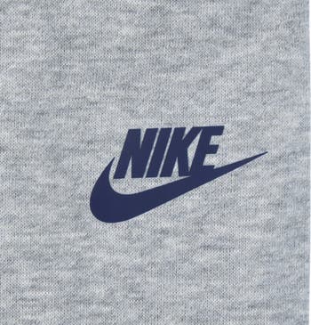 Sportswear Futura T-Shirt & Joggers Set