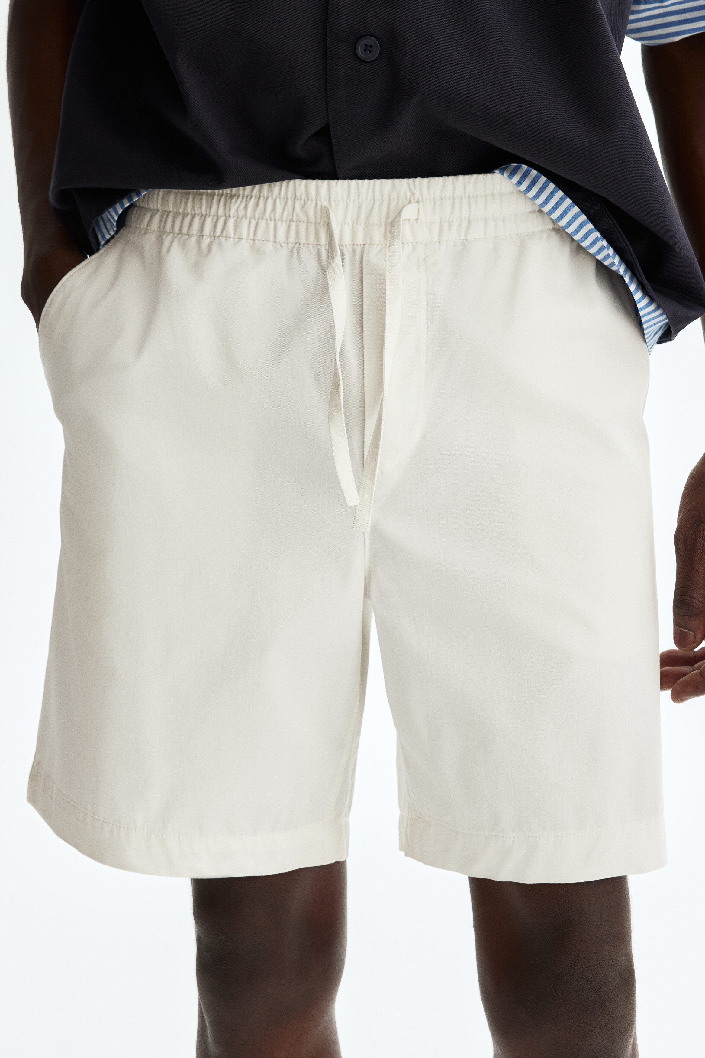 Relaxed-fit cotton shorts - image 4