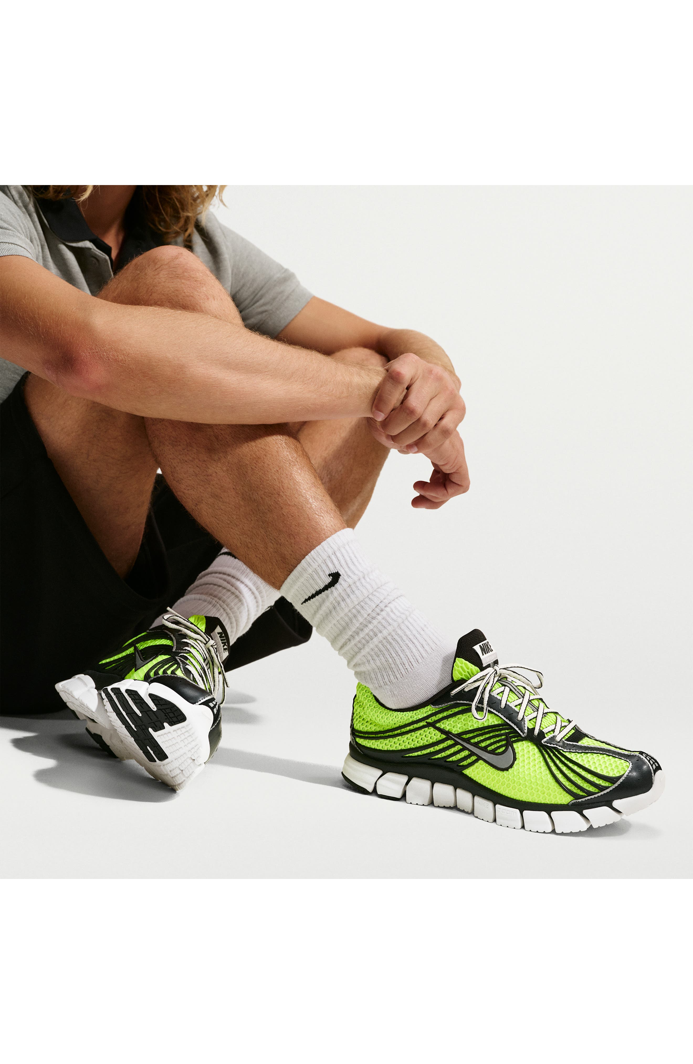 Zoom Skylon 11 Sneaker, Alternate, color, 700 VOLT/M SILV