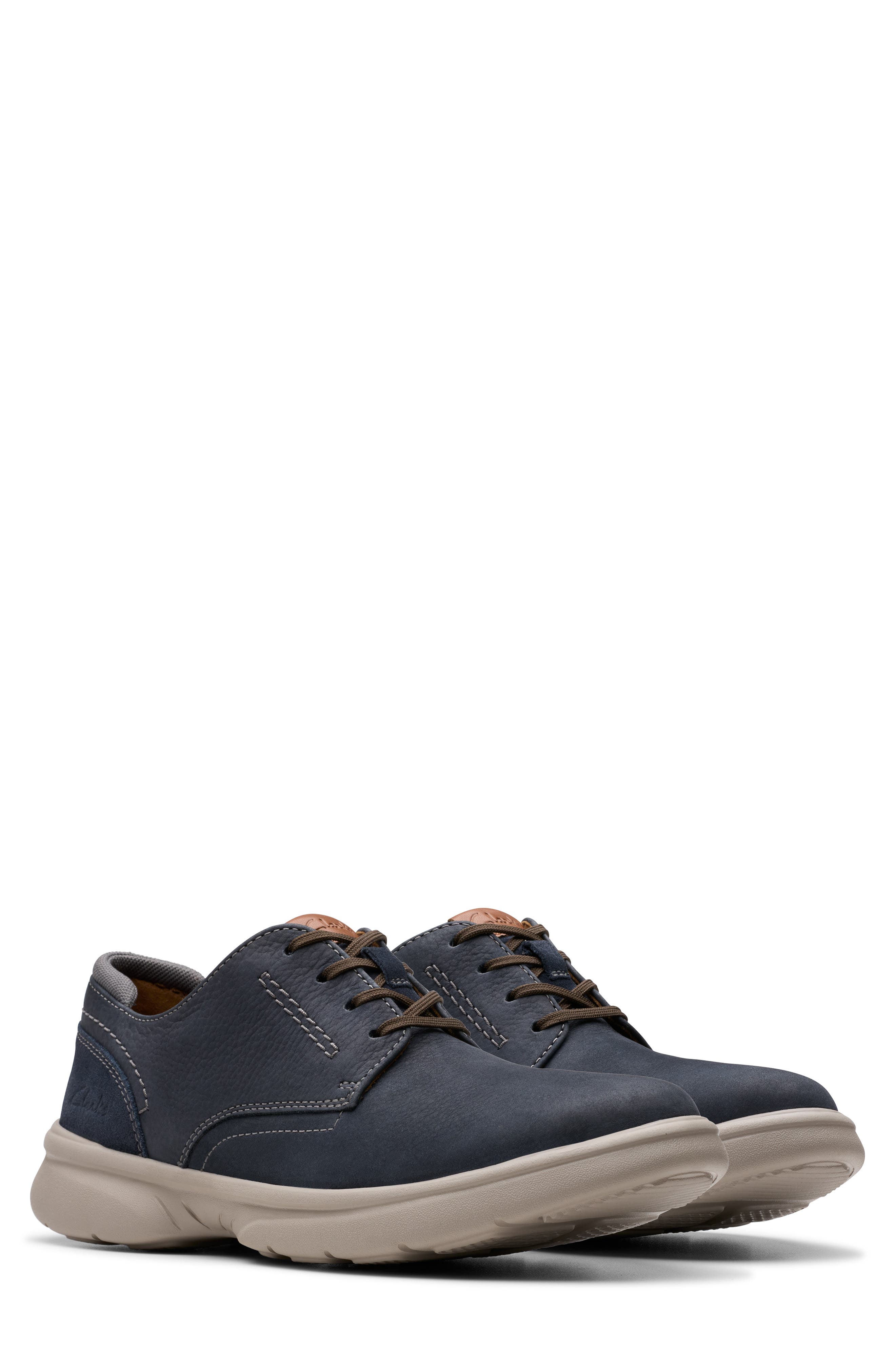Clarks<sup>®</sup> Bradley Plain Toe Shoe, Alternate, color, 