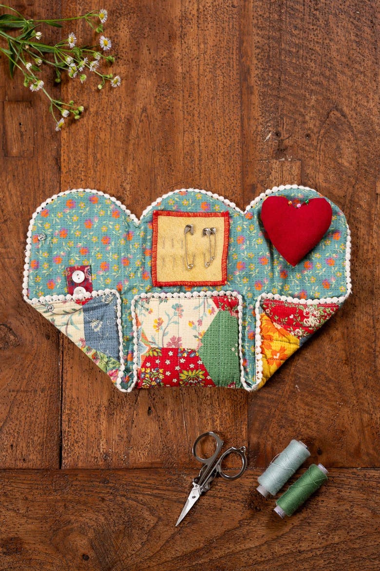 County Fair Trifold Sewing Kit, Alternate, color, Multi