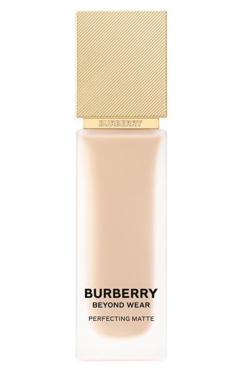Burberry Beyond Wear Perfecting Matte Foundation In 20 Fair Neutral