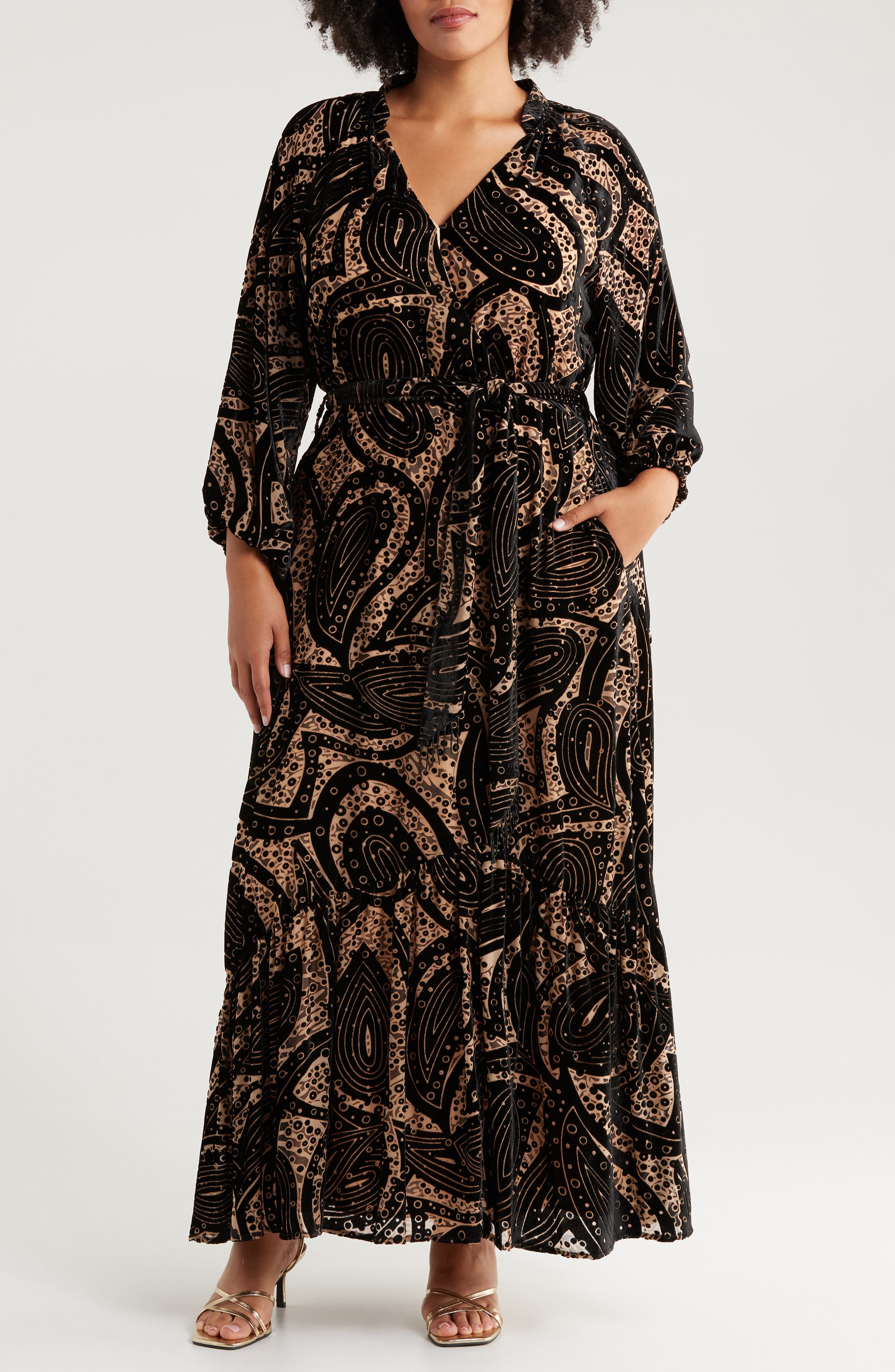 CIEBON Aria Long Sleeve Burnout Velvet Maxi Dress in Black Mlt 