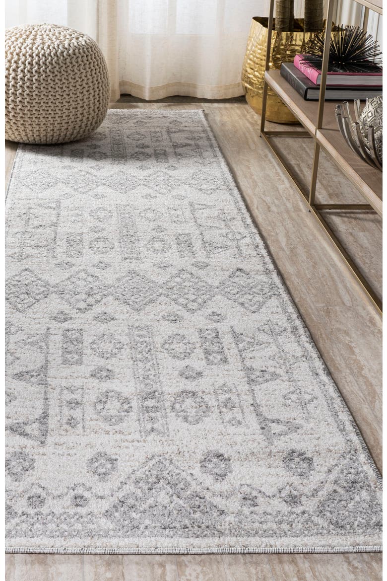 Idris  Diamond Geometric Area Rug, Alternate, color, Gray/Beige