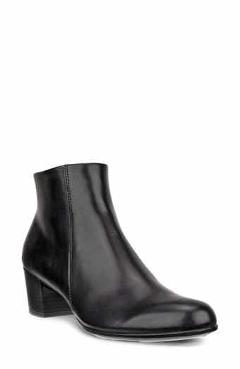 ECCO Shape Low Zip Bootie