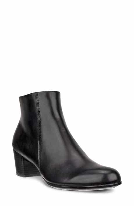 ECCO Shape Low Zip Bootie