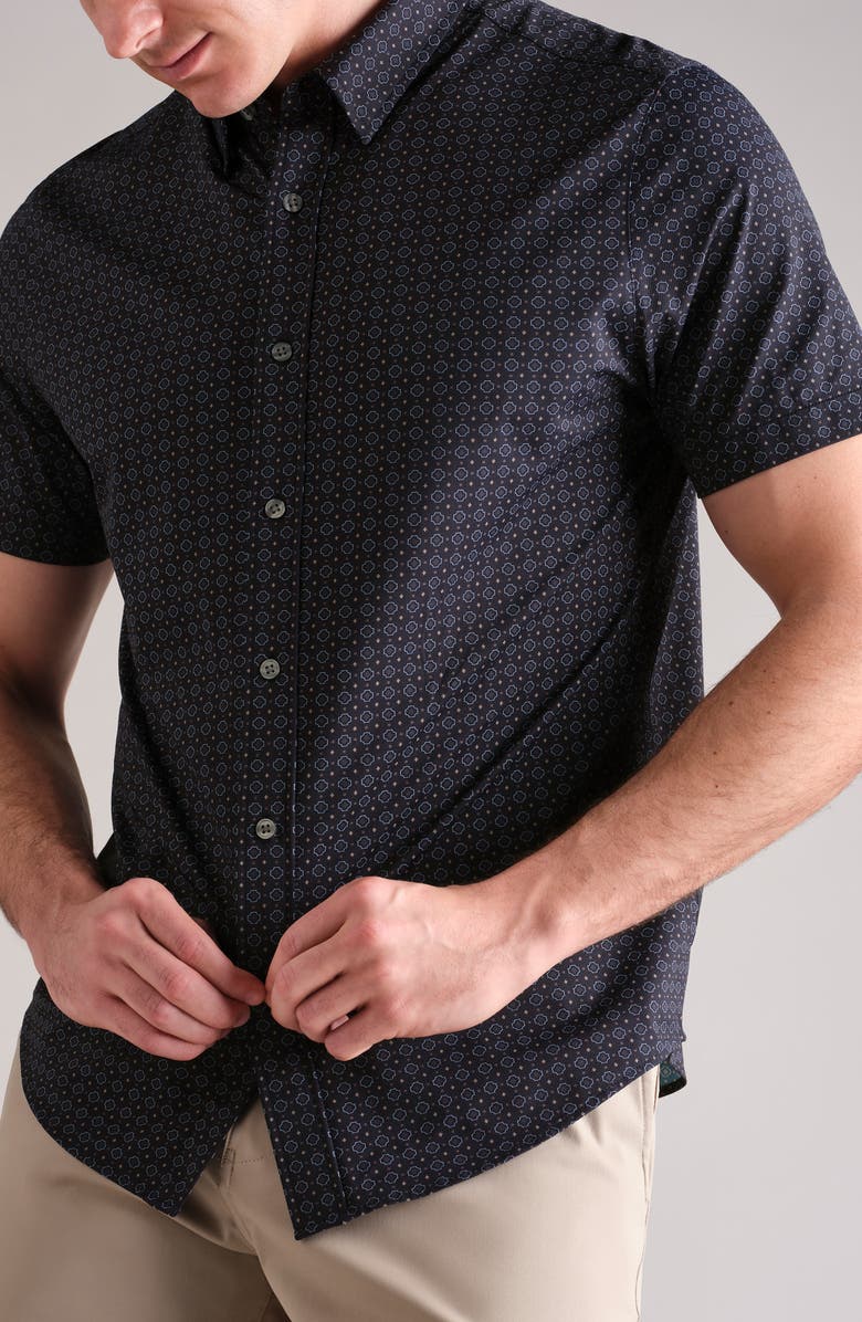 Commuter Short Sleeve Performance Button-Down Shirt